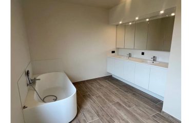 Maison à louer – Garches (92380)