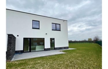 Maison à louer – Garches (92380)