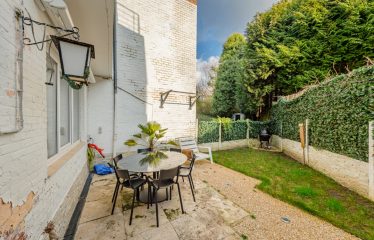 Maison à louer – Cassis (13260)